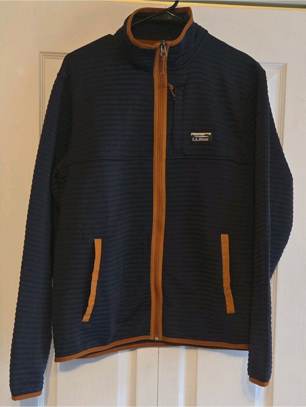 L.L.Bean Mens airlight knit Jacket M Regular Slightly Fitted Full Zip Blue Brown